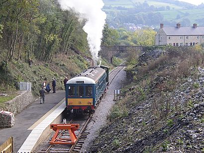 Ravenstor-railway-station-by-Neil-Ferguson-Lee.jpg