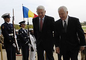 Robert Gates and Teodor Melescanu