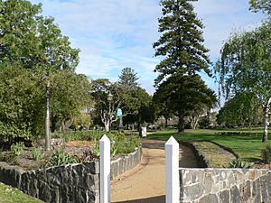 St vincent garden albert park