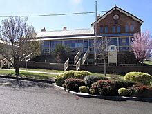 Walcha court house