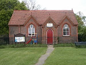 Cholesbury village hall.jpg