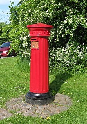 Dog Kennel Lane Post Box