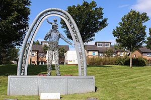 Faifley Family Statues (geograph 4136595)