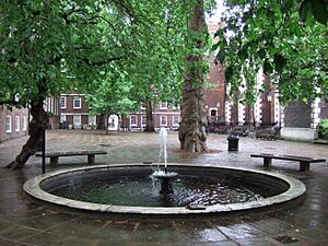 Fountain Court London