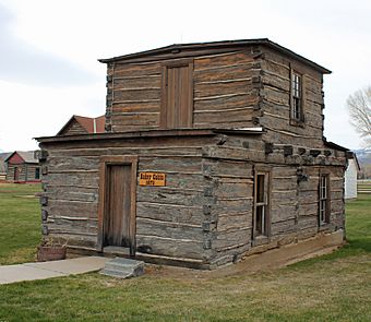 Jim Baker Cabin.JPG