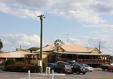 Porters Plainland Hotel, Queensland.jpg