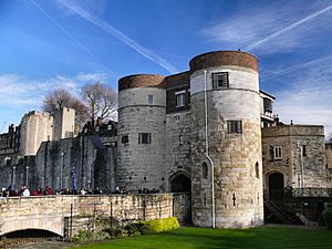 Tower of London main entrance, 2009