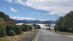 Yolla Street, Rose Bay 7015