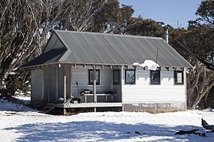 Federation-hut-mount-feathertop