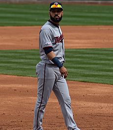 Marwin Gonzalez with Twins (cropped)