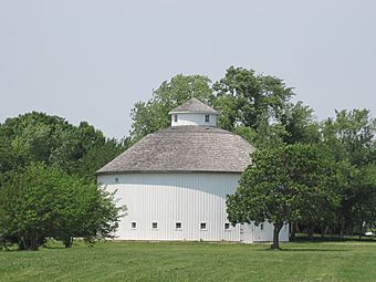 RGeorgeBarn.JPG