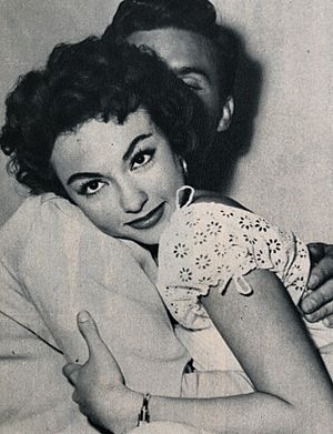 Rita-Moreno-1