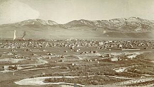 Town view with mountains (cropped)