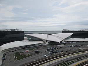 JFK T5 May 2019 06