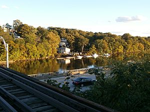 KearnyRiverbankParkboathouse