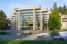 Museum of Anthropology UBC 01.jpg