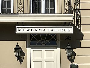 Muwekma-Tah-Ruk closeup