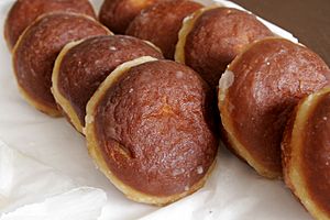 Polskie pączki.jpg