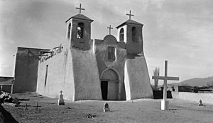 Rancho de Taos church1