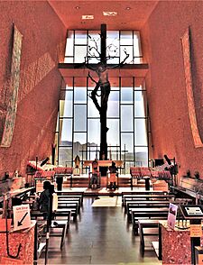 2021 Chapel of the Holy Cross, interior