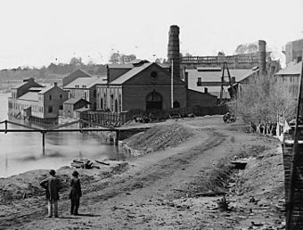 Alexander Gardner - 1865 - Tredegar (Detail of iron works).jpg