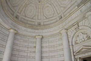 Arlington Memorial Amphitheater Apse 230315-0916