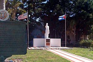 Estatua de Jose Marti en Ybor City