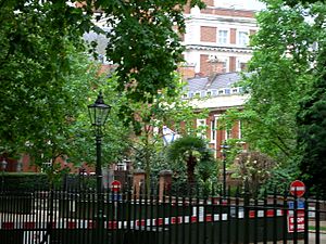 Israeli embassy London.JPG