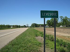 Levesque AR 001