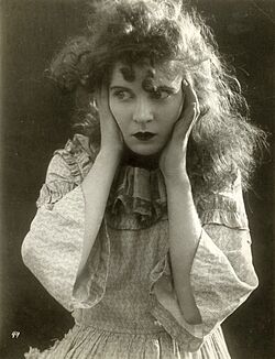 Mae Marsh 1915