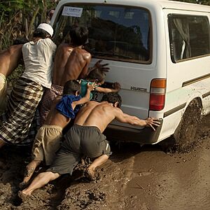 Pushing van together (cropped)