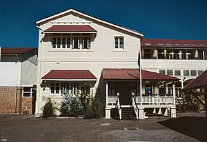 Block C, Maryborough Central State School (1994).jpg