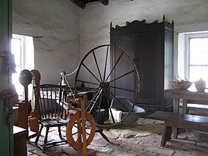 Casa de Estudillo - spinning wheel