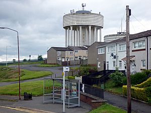 Collessie Drive (geograph 5816574).jpg