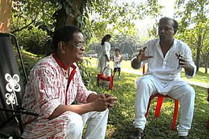 Humayun ahmed gossip