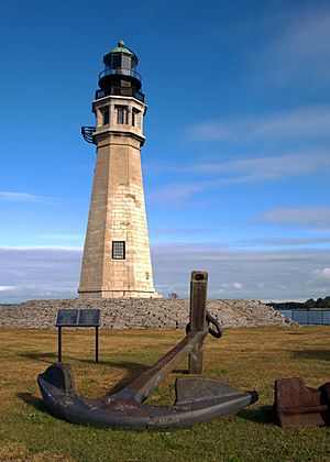 Lighthouse DVIDS1093214.jpg