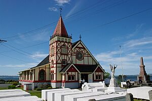 NZL-rotorua-ohinemutu-kirche