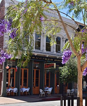 San Luis Obispo (29329160137) (cropped)