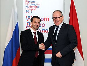 130306 Dvorkovic vice MP Rusland bij Timmermans 1174 (12478855243)