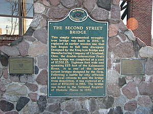 2nd street bridge sign