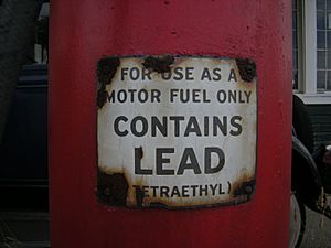 Gas pump lead warning