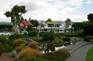 NZL-te-anau-park