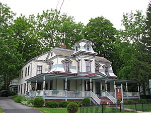 Painted Lady B&B, Westport, NY