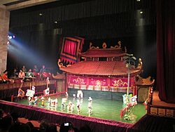 Thang Long Water Puppet Theatre2