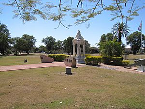 Weeping Mother Memorial (2012)