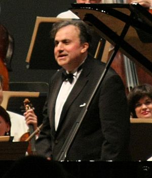 Yefim bronfman (cropped).jpg