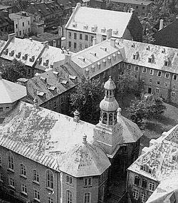 Couvent des Ursulines, Québec.jpg