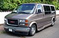 GMC Savana front 20080719