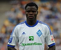 Taye Taiwo in Dynamo Kyiv