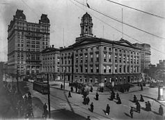 Brooklyn Borough Hall LC-USZ62-92622